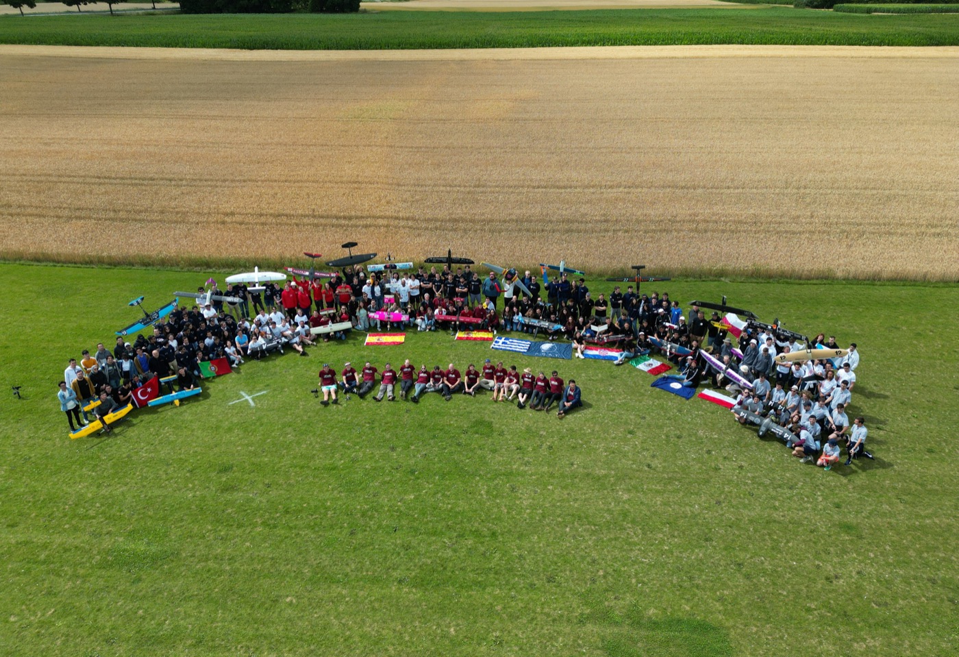 Student teams and aircraft at the Air Cargo Challenge 2022